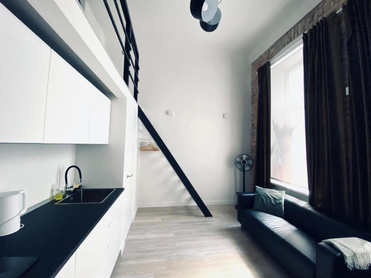 ריגה B&W Apartment מראה חיצוני תמונה
